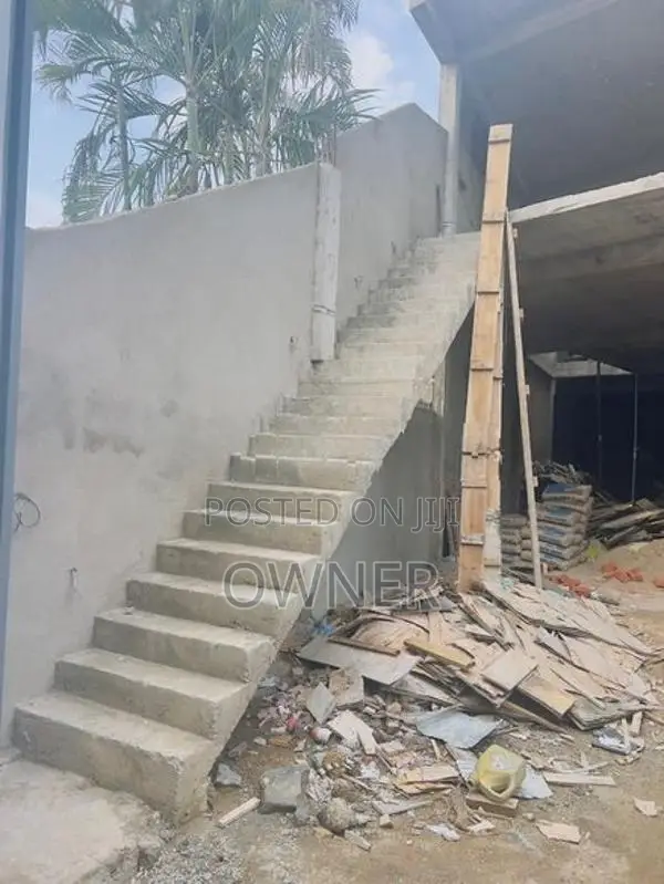 Building for Rent in Boralesgamuwa