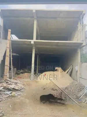 Building for Rent in Boralesgamuwa