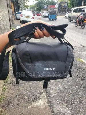 Sony ZV-E10 Mirrorless Camera