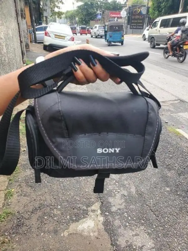 Sony ZV-E10 Mirrorless Camera