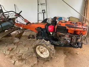 New Holland Tractor 2008