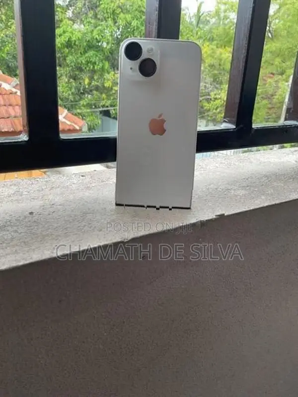 Apple iPhone 14 (Used)