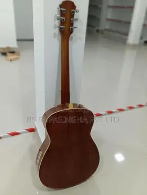 Legend Box Guitar