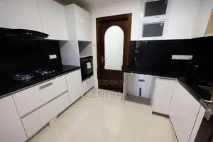 Furnished Apartment for Sale in Alfred Towers, Colombo 03 (C7-9973)
