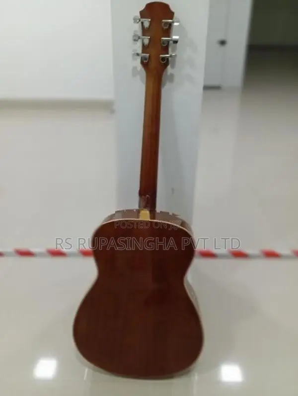 Legend Box Guitar