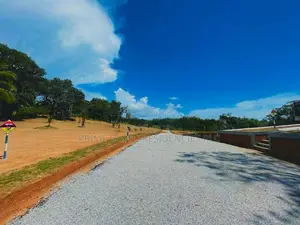 408 ප්‍රධාන බස් පාරට මුහුණ ලා නේවාසික බිම් කොටස්