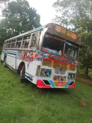 Ashok Leyland 2004