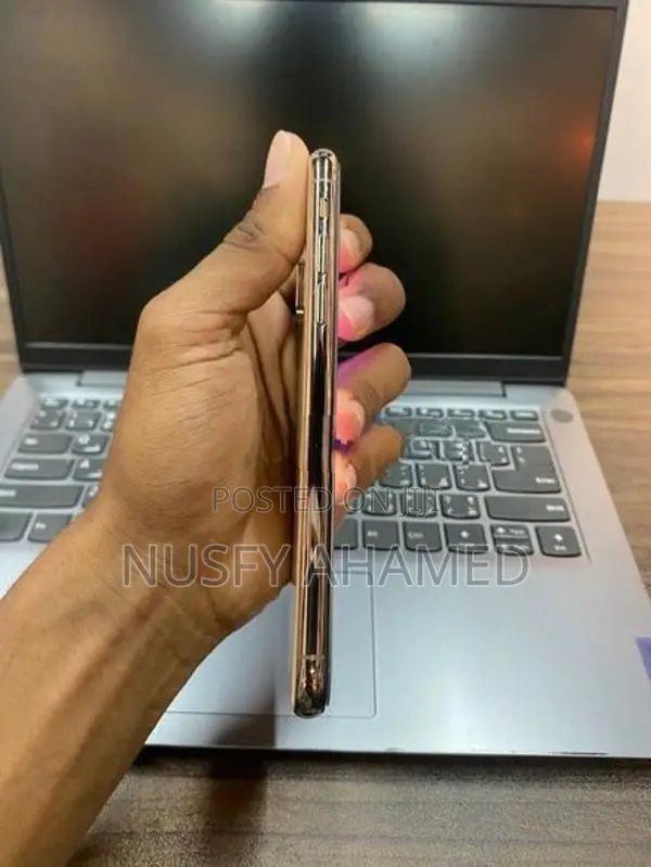 Apple iPhone XS 256GB (Used)