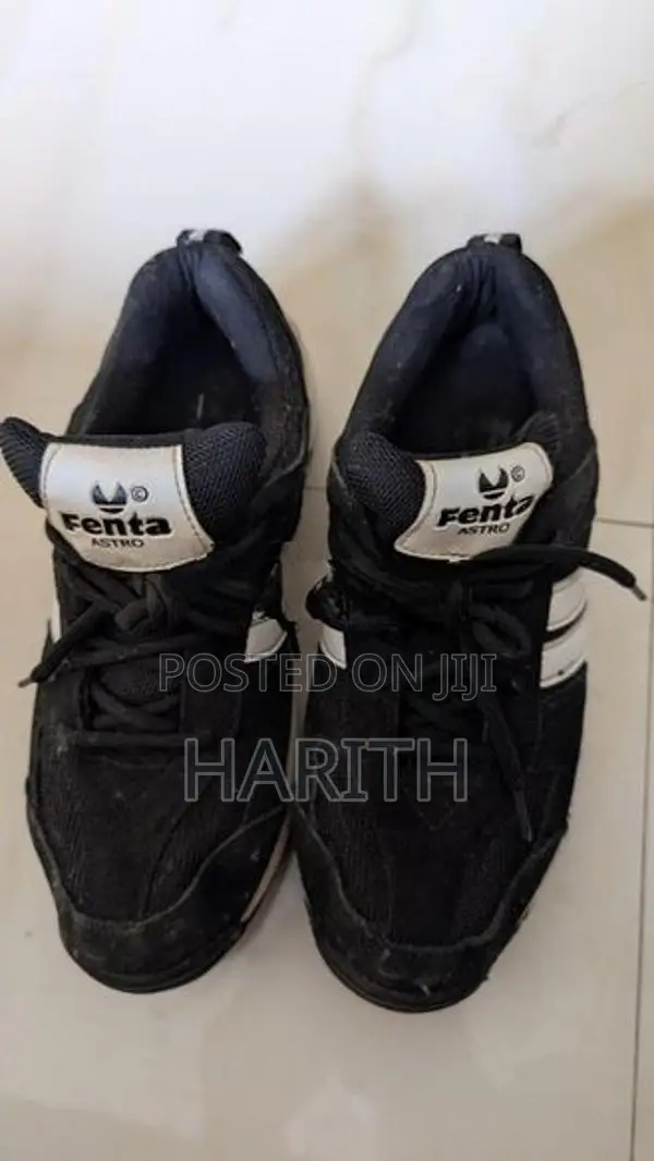 Hockey Shoes