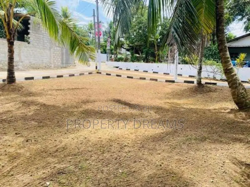Land for Sale Prime Location athurugiriya