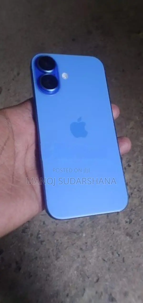 Apple iPhone 16 (Used)