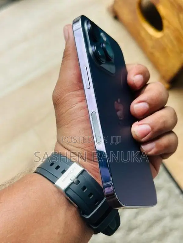 Apple iPhone 14 Pro (Used)