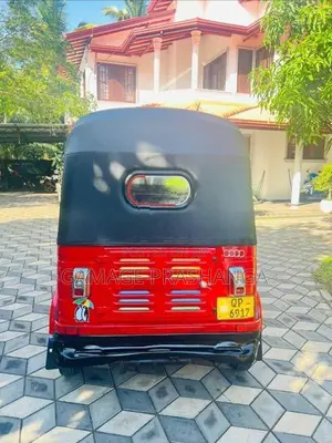 Bajaj RE 2008