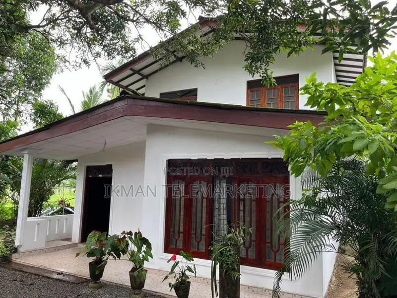 Two-Story House for Sale – Honnanthara, Piliyandala