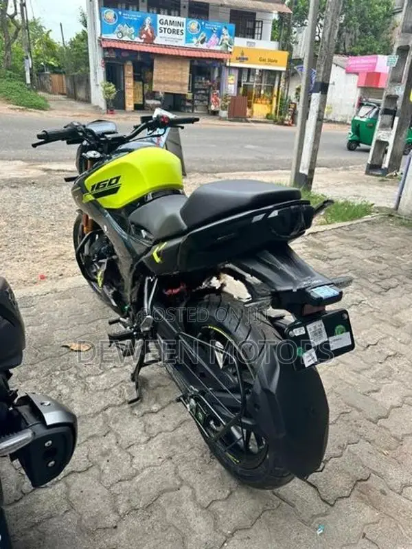 Hero Hunk 160R Brand New 2026