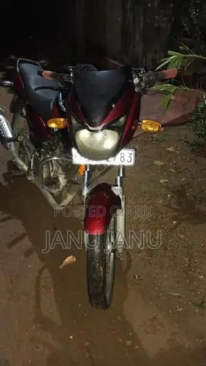 Bajaj Pulsar 150 2004