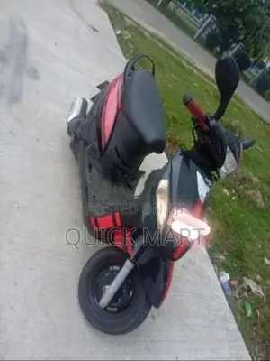 Mahindra Uzo 125 2017