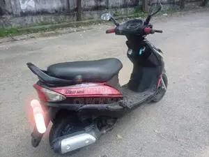 Mahindra Uzo 125 2017