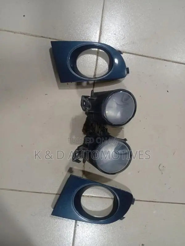 Nissan N17 fog Light