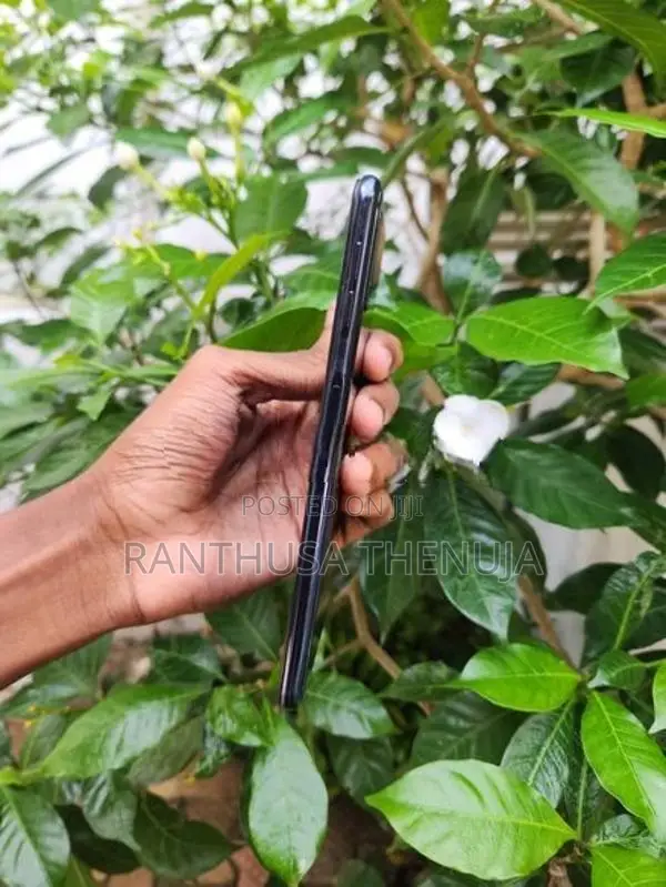 Samsung Galaxy A7 (Used)