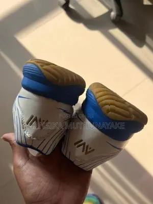 Badminton Shoes