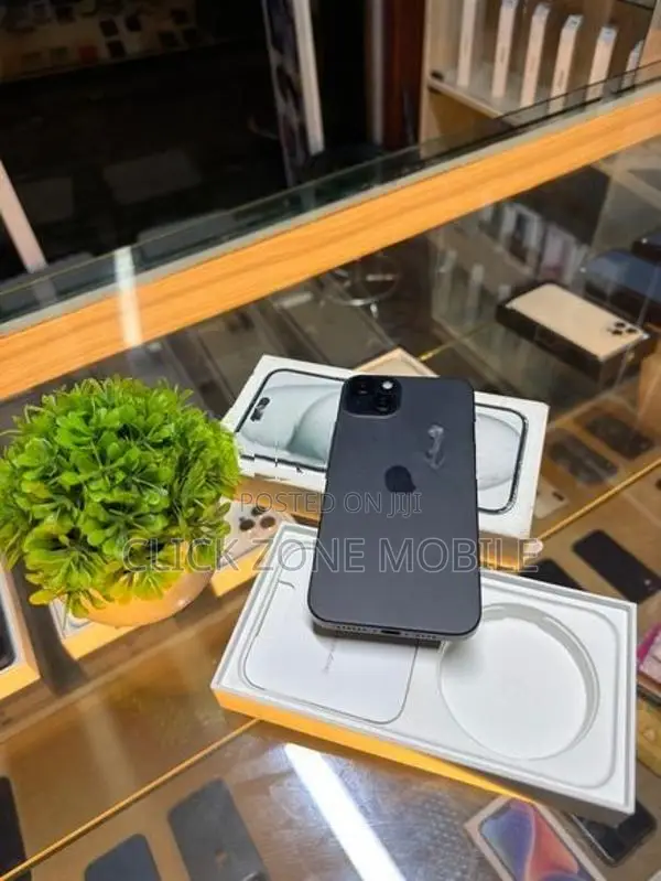 Apple iPhone 15 Plus 128GB (Used)