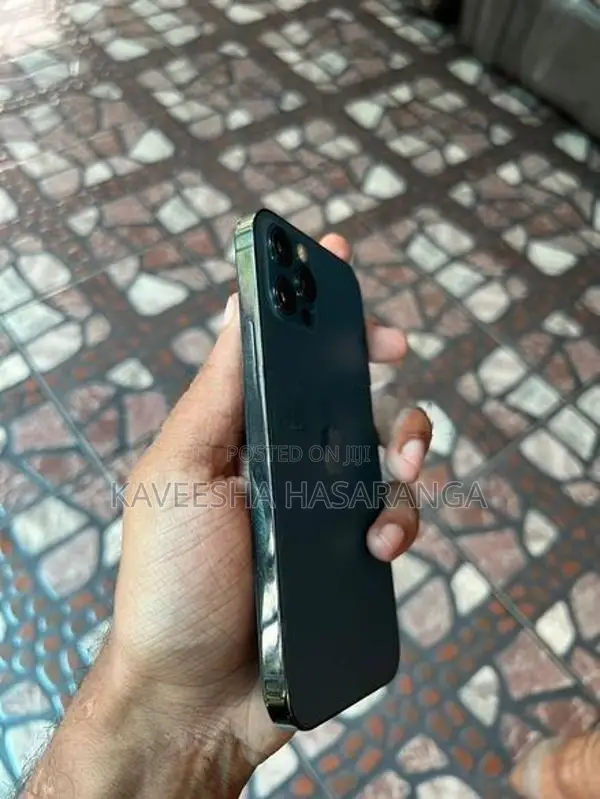 Apple iPhone 12 Pro (Used)