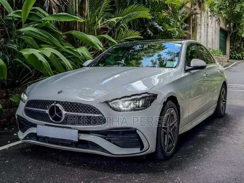 Mercedes Benz C200 AMG Premium Plus 2024