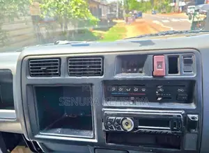Toyota Dyna 15B 1999