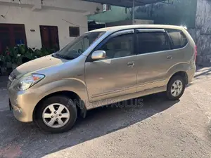 Toyota Avanza 2011