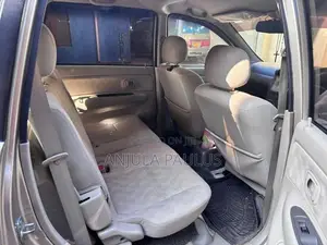 Toyota Avanza 2011