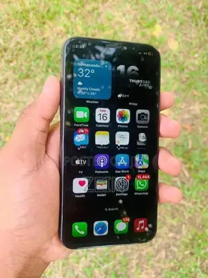 Apple iPhone X (Used)