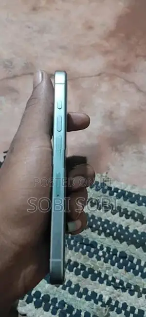 Apple iPhone 15 Pro (Used)