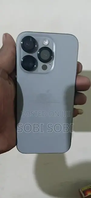 Apple iPhone 15 Pro (Used)