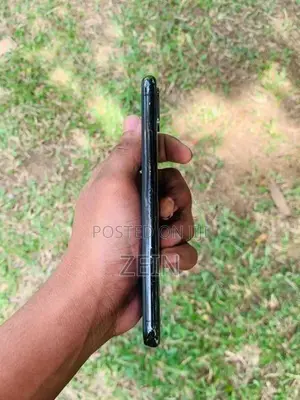 Apple iPhone X (Used)
