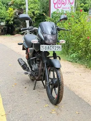 Bajaj Platina 100 2012