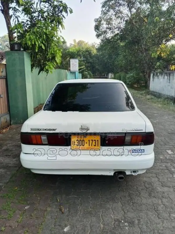 Nissan Sunny FB 13 1992