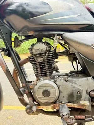 Bajaj Platina 100 2012