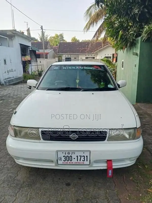 Nissan Sunny FB 13 1992