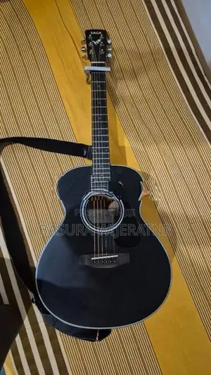 Saga GS600BK 3/4 Acoustic Guitar — Black