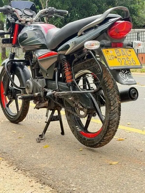 Bajaj Platina 100 2012