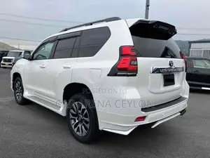 Toyota Land Cruiser Prado TX-L Package 2023