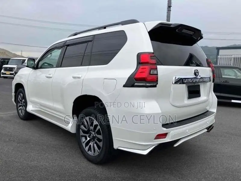 Toyota Land Cruiser Prado TX-L Package 2023