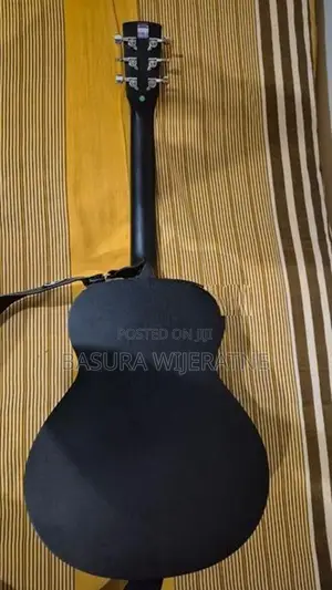 Saga GS600BK 3/4 Acoustic Guitar — Black