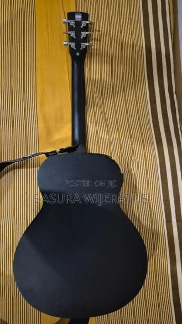 Saga GS600BK 3/4 Acoustic Guitar — Black