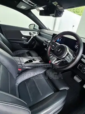 Mercedes Benz CLA 180 AMG Premium Plus 2019