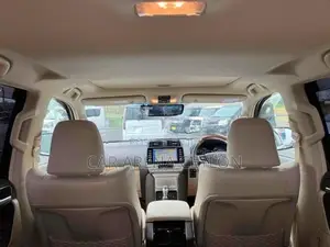 Toyota Land Cruiser Prado TX-L Package 2023