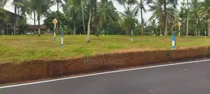 Land for Sale in Veyangoda Mirigama Road Kubaloluwa