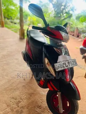 Mahindra Uzo 125 2015