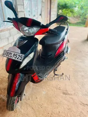 Mahindra Uzo 125 2015